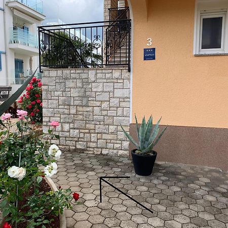 Apartments Kivi Novigrad Istria Dış mekan fotoğraf