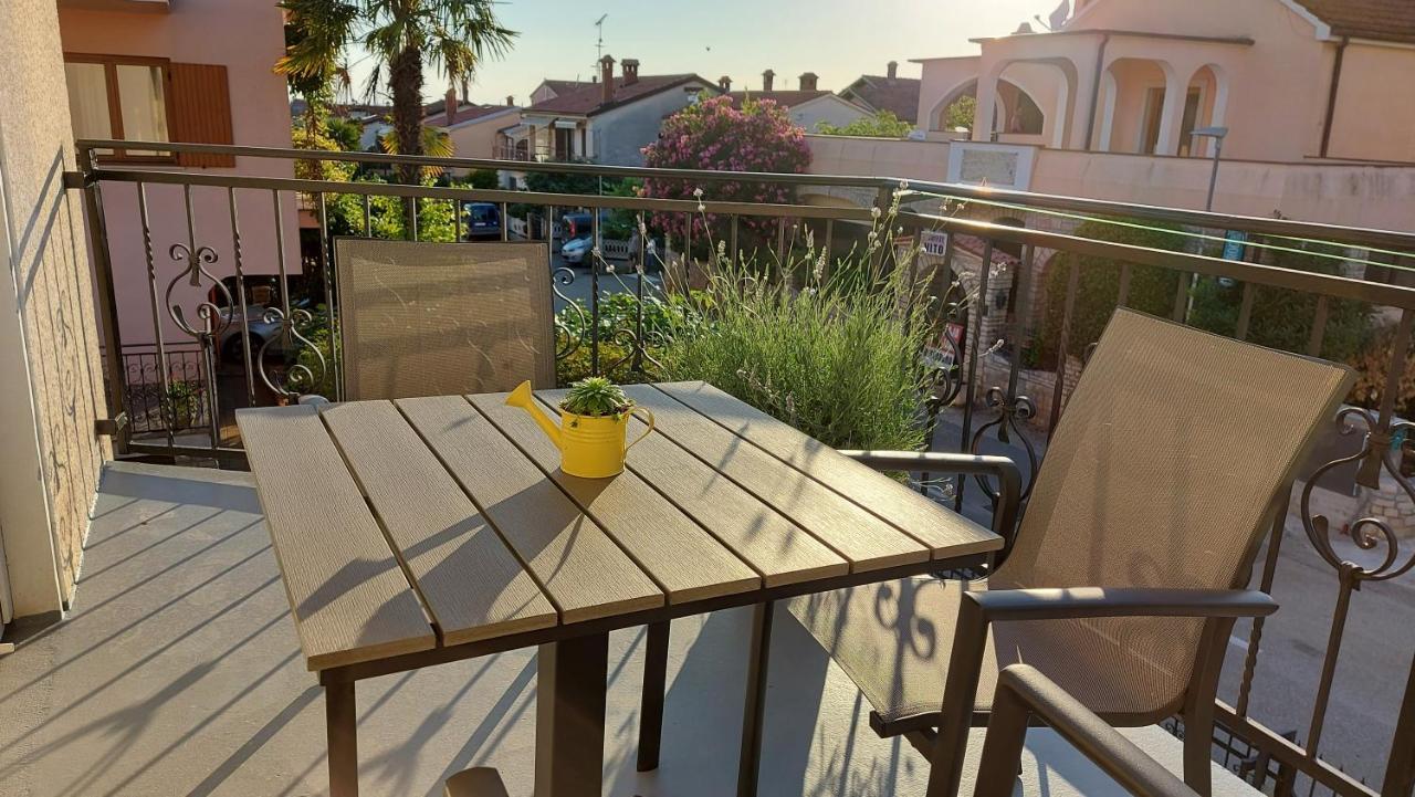 Apartments Kivi Novigrad Istria Dış mekan fotoğraf