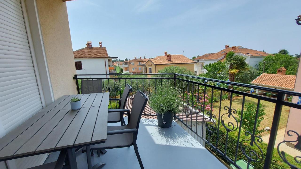 Apartments Kivi Novigrad Istria Dış mekan fotoğraf